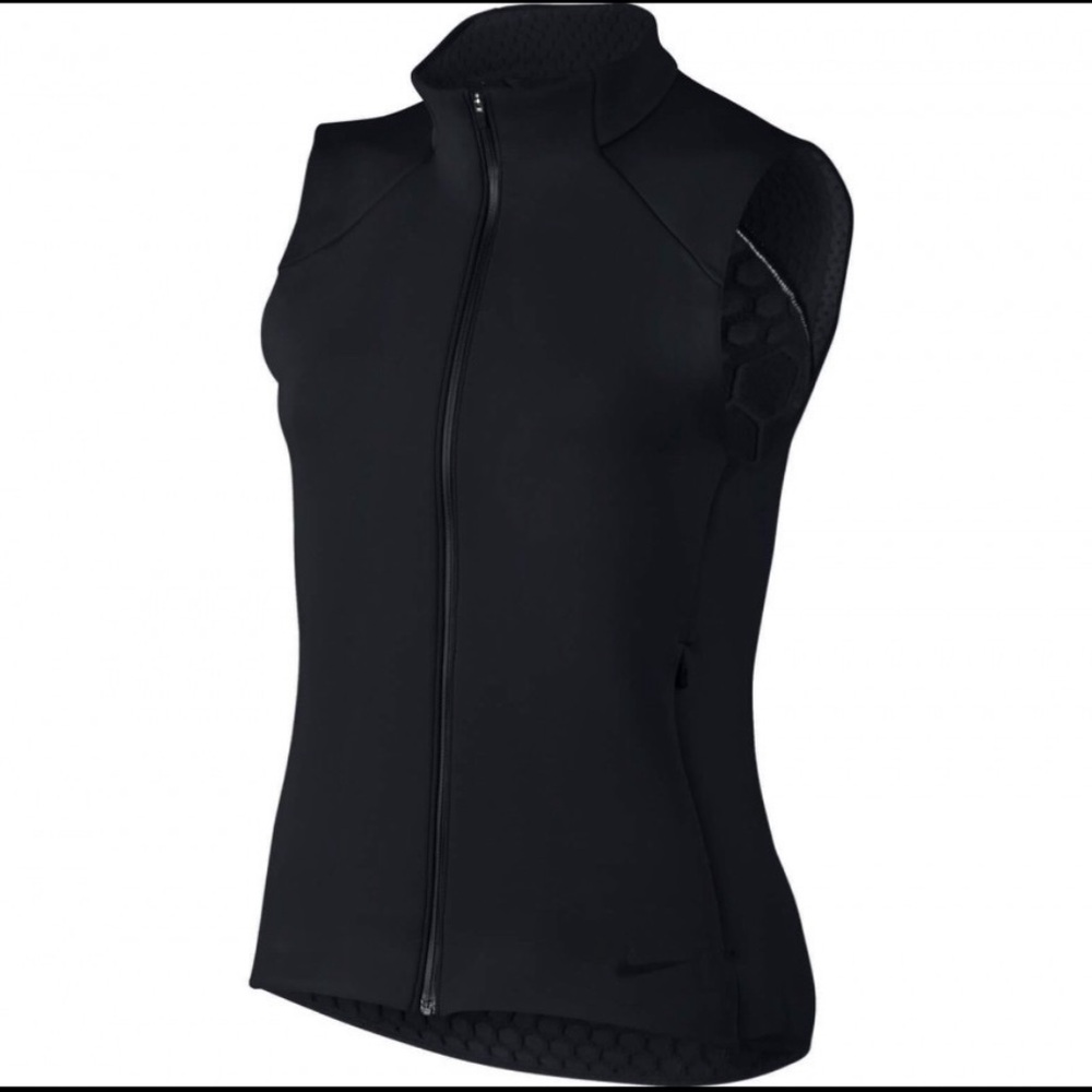 Nike Black Therma Sphere Vest - S